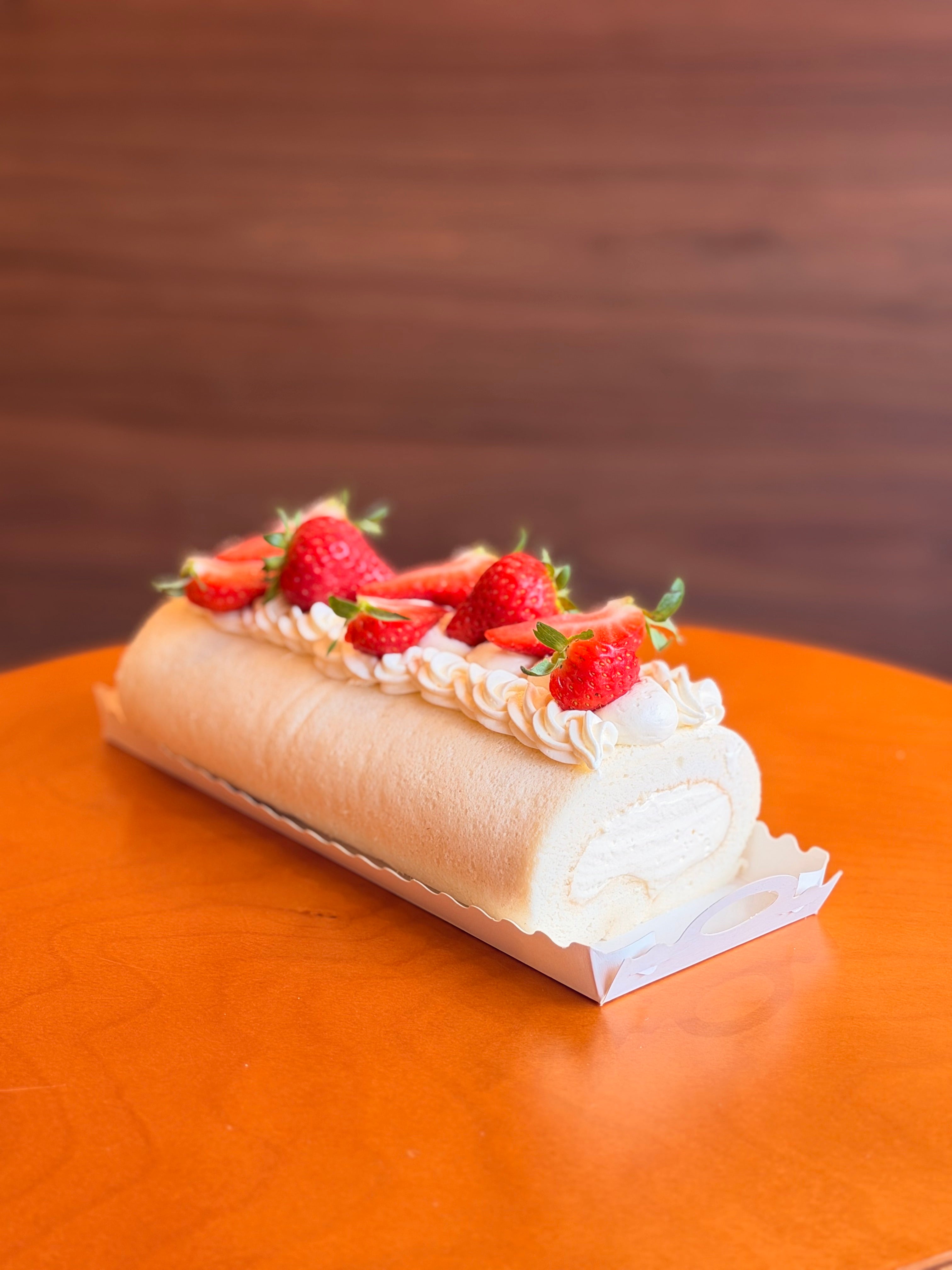 Signature Japanese Roll Cake (Whole)